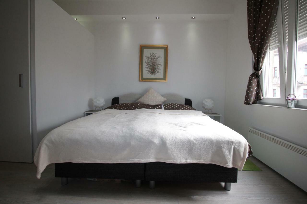 Rooms & Apartment Tea Zagreb Exterior photo